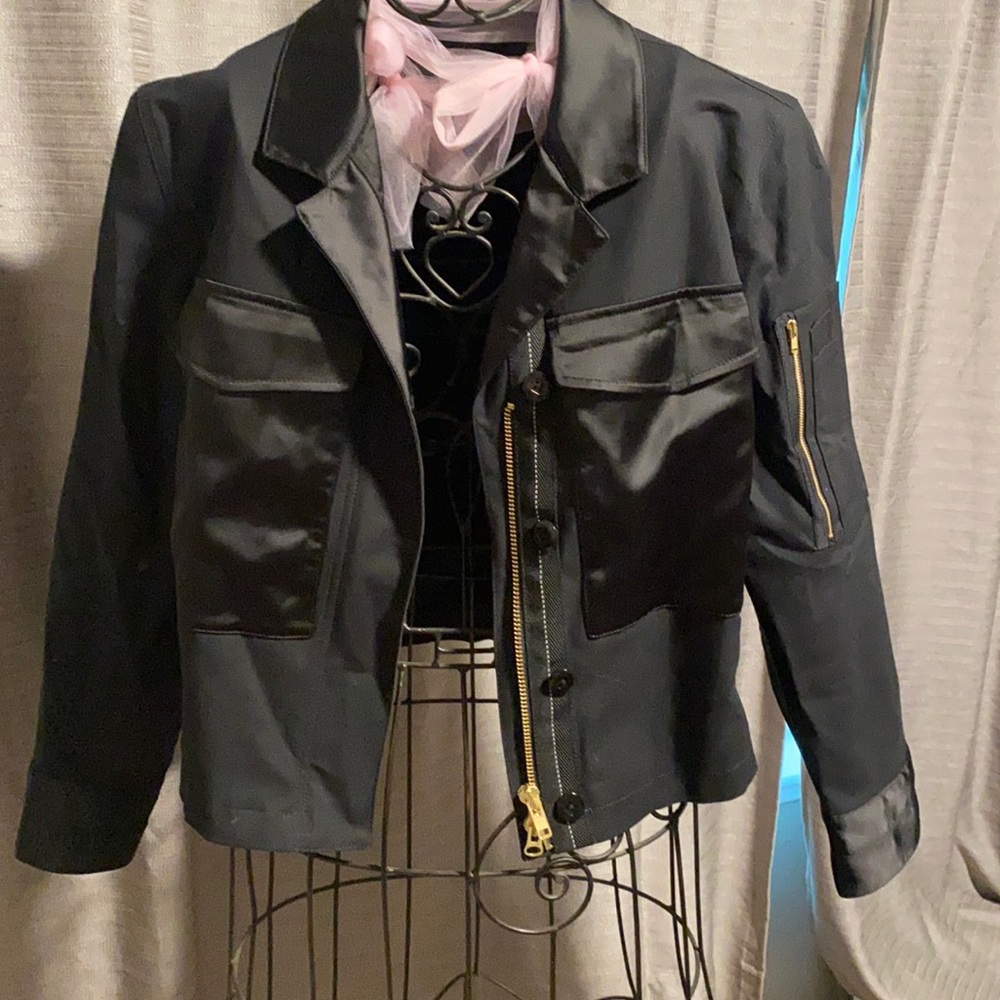 Cabi size medium black light jacket